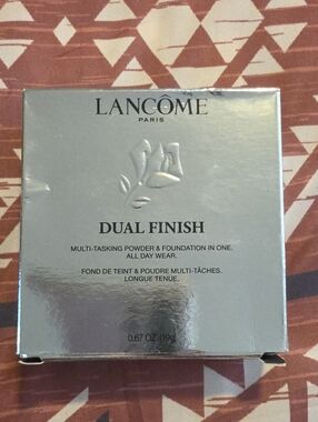 Lancome Dual Finish Compact Powder & Foundation